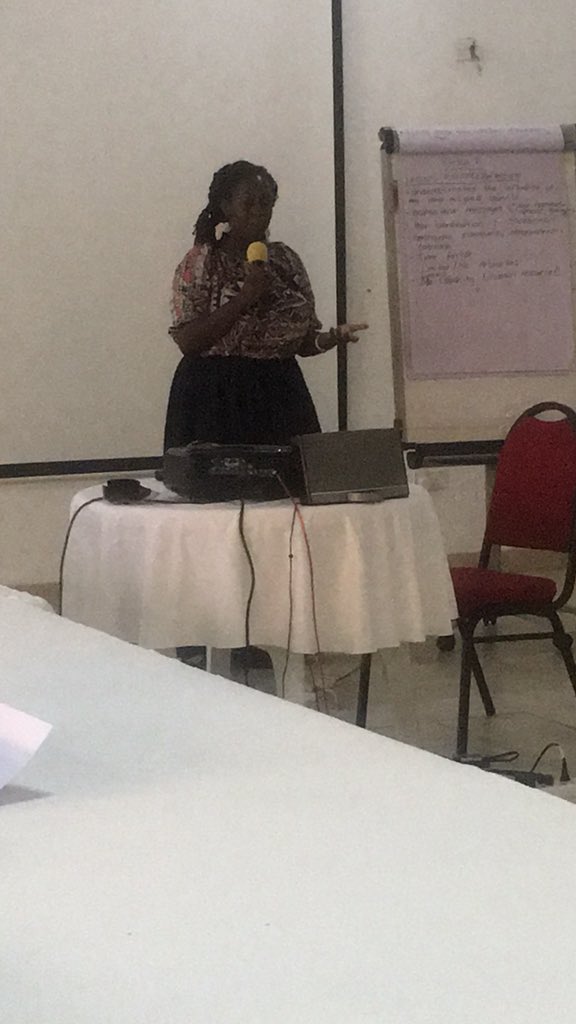 Presenting on the weakness & the strengths of the abortion bill & the way forward. Engagement of key stakeholders, massive grassroots sensitization & involvement in addition to key communication strategies. #SRHR @TheAlima @Sabrina_Mahtani @SaloneWomen #SRHRMatters