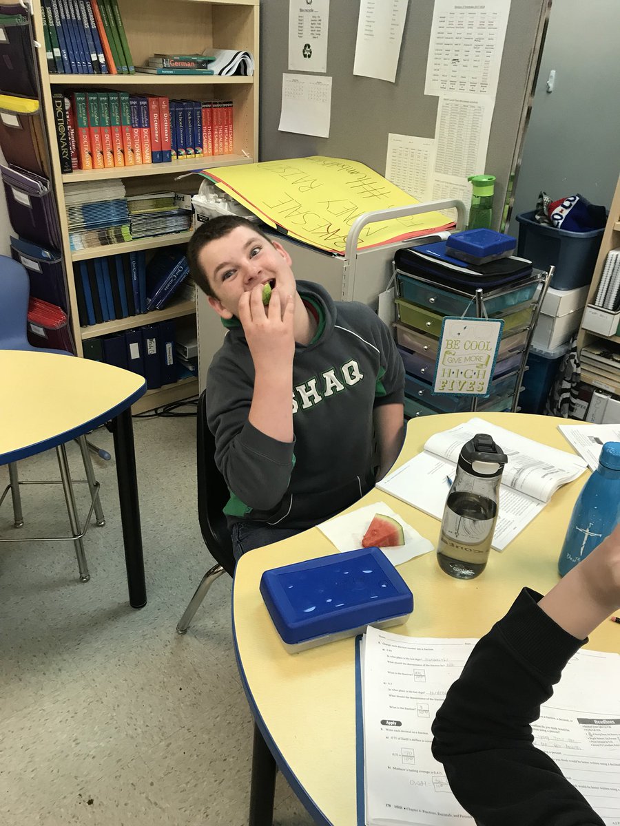 hawksgod88's tweet photo. Watermelon Wednesday at #RMAP #healthyschoolcup2018 #prsd8 @MovingChoosing https://t.co/lZYu8JKksX