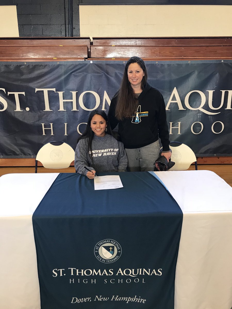 lighthouselaxnh's tweet photo. @chargerswlax you're getting a solid team player in @MeredithKarso ! Looking forward to seeing her blossom w/Coach Fallon #lighthouselaxnh https://t.co/gfhAt6ZkOF