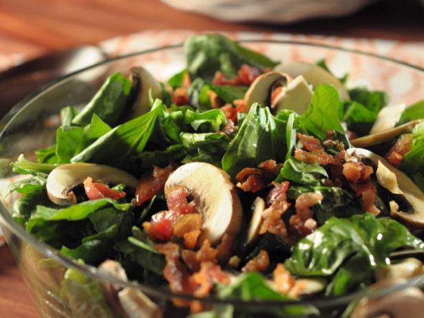 bordercityfarms's tweet photo. You’ll be receiving some fresh spinach, bursting with nutrition and flavour, in your April 14 WE Box. We thought it would be nice to highlight a few other ways we can work with spinach:
https://t.co/2F1eChnugI https://t.co/RdmWbA8GLI