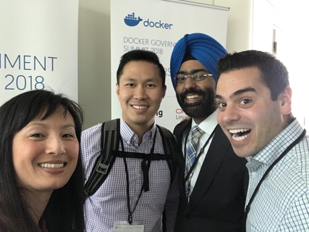 BettyJunod's tweet image. One more time w/feeling + Imneetpal @AurotechInc #dockerselfie #DockerGovSummit