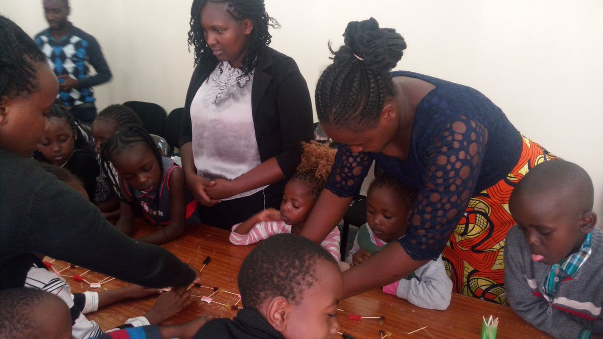 KMonjero's tweet photo. Excellent 3rd day for holiday program, children science centre Kenya @GhtScifest @Educ_Kenya @EducKenya @KYEOP_Kenya https://t.co/KFPfrQfxSP