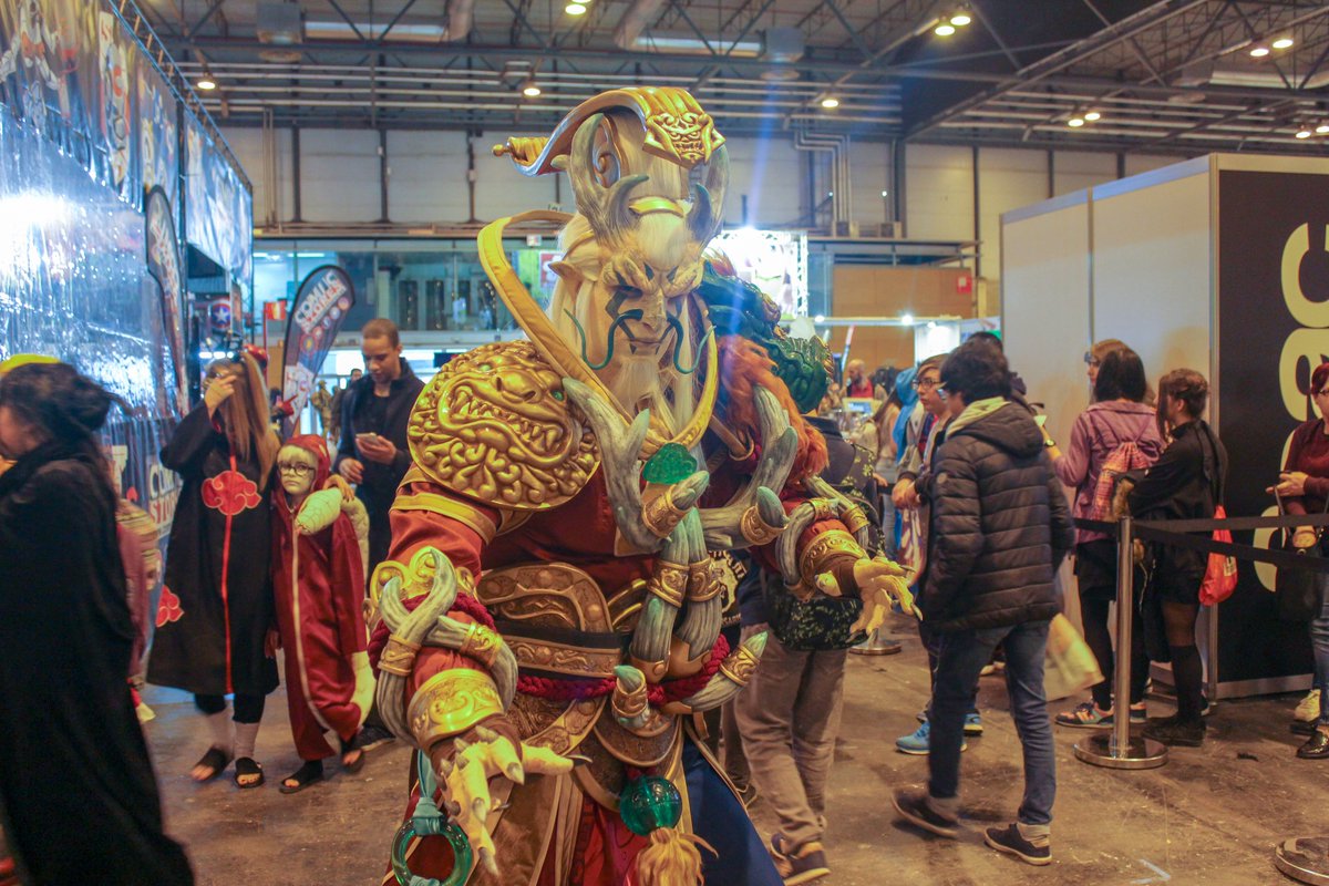 televisionalter's tweet photo. @InTieViewers con los cosplayers https://t.co/nqNRhMSXEZ