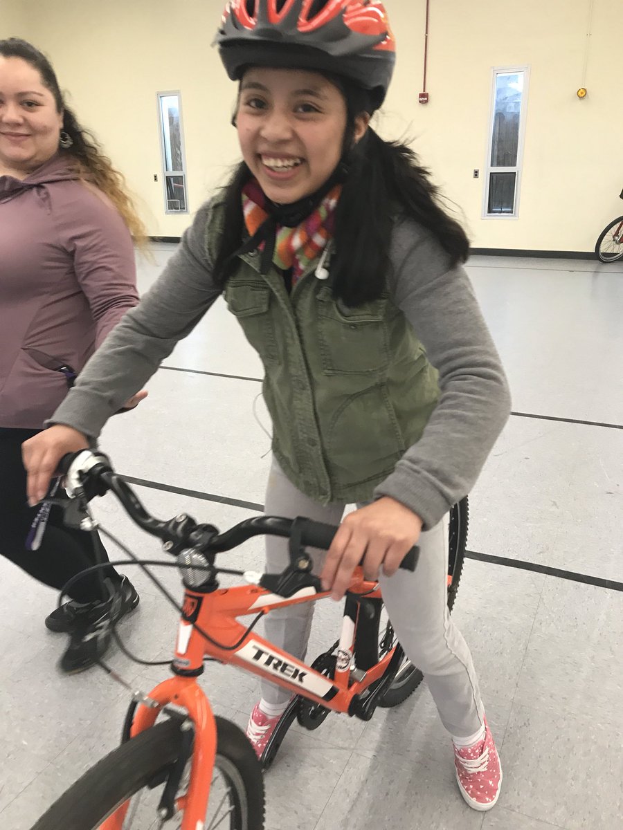 arlingtontechcc's tweet image. What’d you do today? This student learned to ride! And can now access our student designed and constructed Career Center Bike Share, as well as the other county programs that offer bike transportation! @ACCHilt_Inst @BikeArlington