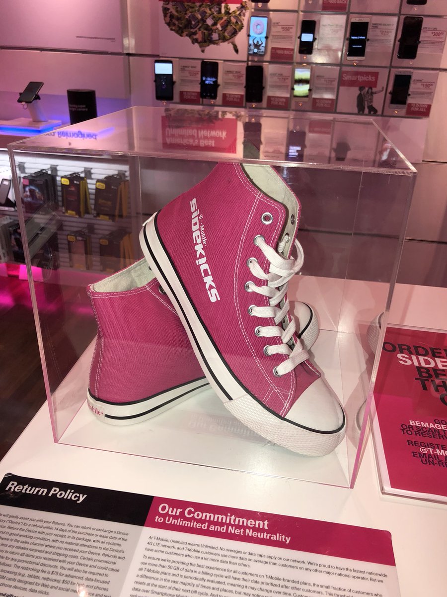 mrjmccracken's tweet photo. Bam! #tmosidekicks on display! Can someone say future @smithsonian display? Get yours now on #BeMagenta https://t.co/O51L3boqJf https://t.co/wLjJr1kgem