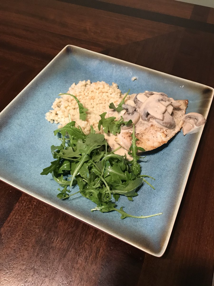 cehaynes618's tweet photo. Another great @HelloFresh meal! Actually found myself wanting more veggies!  Who am I even?
#hellofresh #HelloFreshPics #hellofresh https://t.co/80gIZVjXQ7