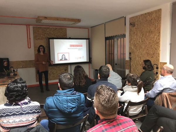 Nueva MeetUp sobre eCommerce: Cómo diseñar la ficha de producto perfecta, el próximo 26 de abril en Santander ¿Te vienes?
bit.ly/2qknKTB
Gracias a <a href="/BINARYBOXING/">Binarybox Studios</a> y <a href="/SiteGround_ES/">SiteGround España</a> #ecommerce #meetup