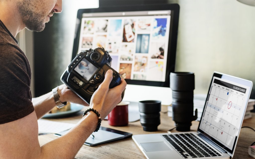 InnovatiaInc's tweet photo. Visuals give so much value to our users. The truth is, there’s a big hidden cost to images. So now the question becomes not “are images good?” because we know they are, but rather, are they worth 1000 words – literally? https://t.co/1sclYuzsh7 https://t.co/Yu0s12cSsC