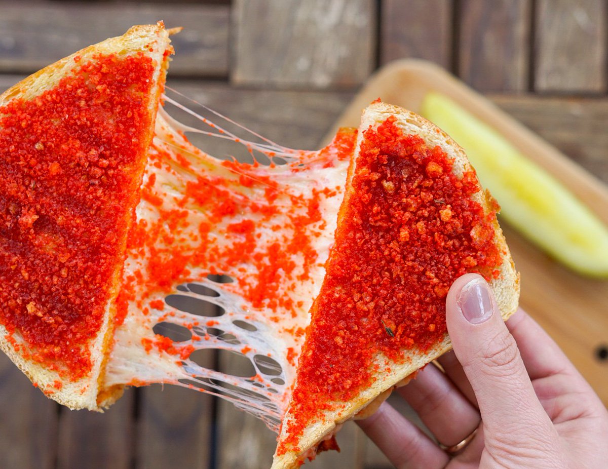 DTContainerPark's tweet photo. And on this day, @bin702LV said let there be Hot Cheeto Grilled Cheese! Celebrate #NationalGrilledCheeseSandwichDay with Bin 702's famous Hot Cheeto drenched cheesy goodness (and maybe an ice cold beer too). 🔥🧀🍺
#GrilledCheese #HotCheetoGrilledCheese #Bin702 #DTLV https://t.co/TefFVJUvLA