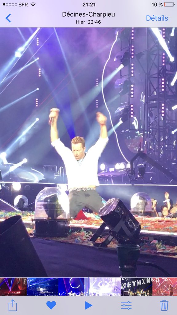 AlexDiasMart's tweet photo. @ColdplayFrance @coldplay Lyon https://t.co/vpKqAmy6Xs