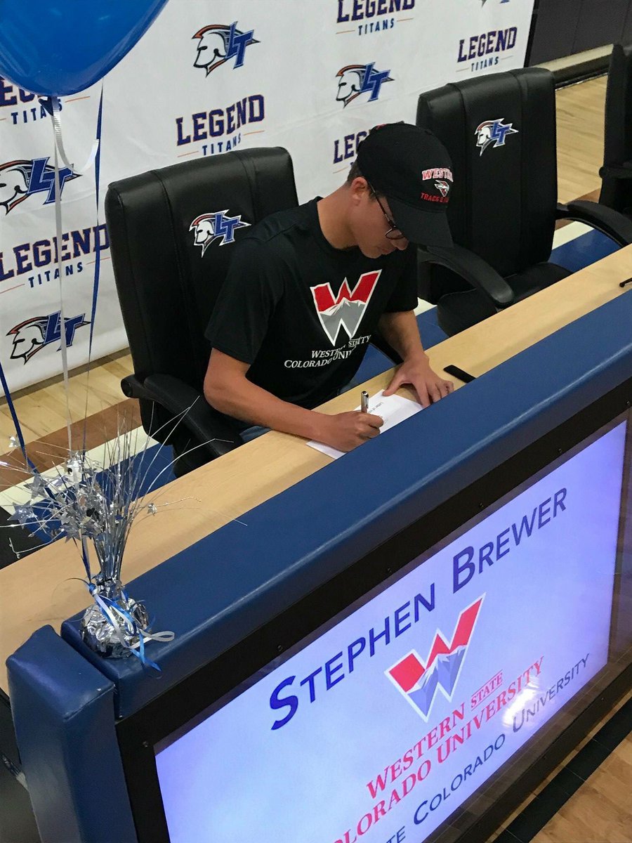 Br3w3r_baller4's tweet photo. Incredibly proud and excited to say I’ve committed and signed to attend and pursue my track career at Western State Colorado University next year! 🔥🏃🏽♂️ Can’t wait to be a Mountaineer! 😊
#WSCU #nationalsigningday https://t.co/j0d0pcZA1N