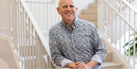 Dr. Doug Arthur, chair of the Department of Radiation Oncology at Massey and <a href="/VCUHealth/">VCU Health</a>, recently modeled for <a href="/Ledbury/">Ledbury</a> and spoke about the #MasseyChallenge: blog.ledbury.com/3-questions-wi… #RVA #TeamMassey #ukrops10k