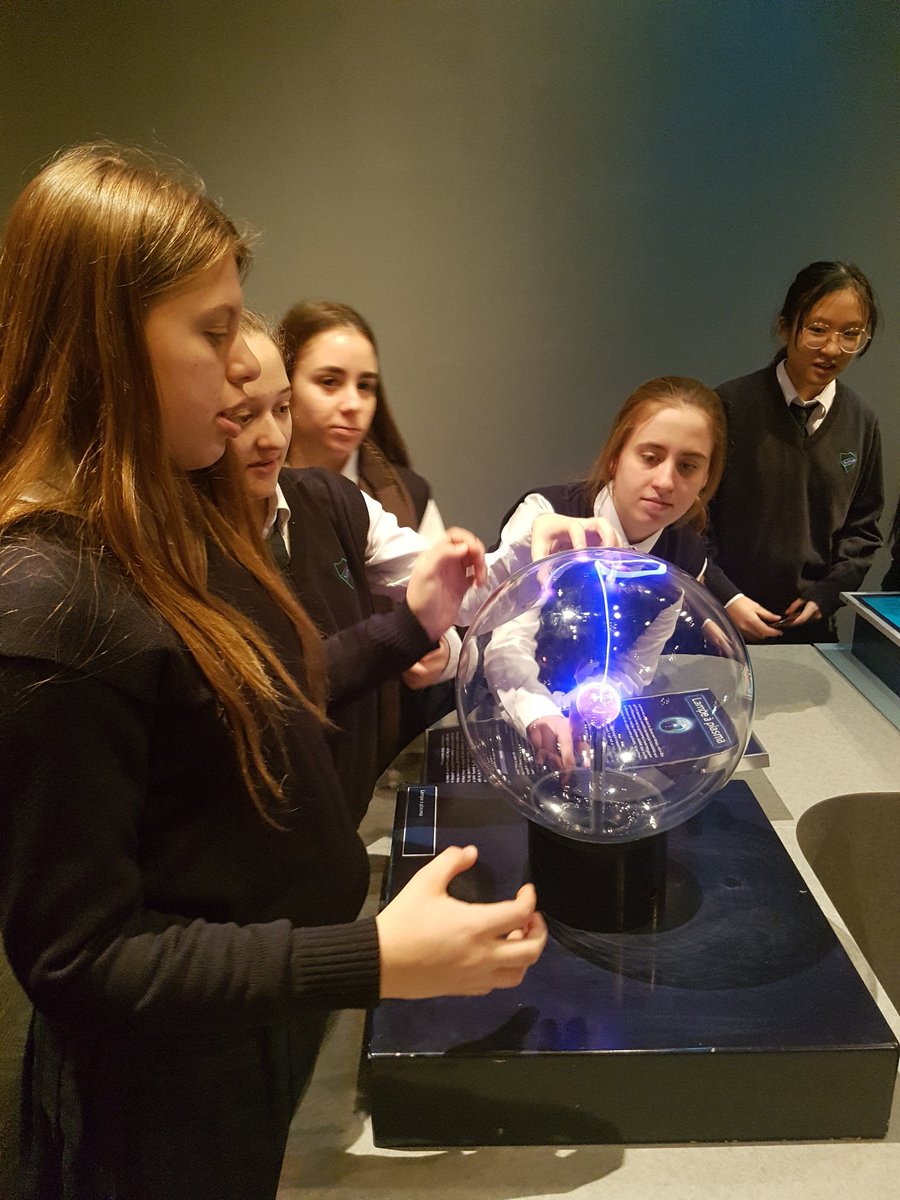 missbeaudet's tweet photo. What an electrifying time we had at the Electrium! @hydroquebec #energy #electricity #magnetism #circuits #statics #ScienceWeek @TheSHSM https://t.co/qDgkQhngVt