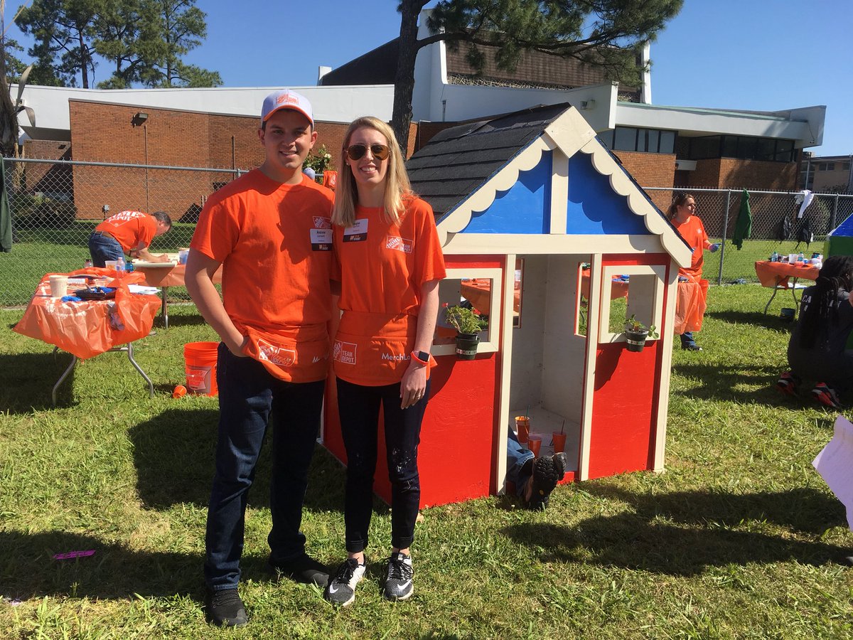 BrooksourceATX's tweet image. You can do it. We can help. 💪🏻 @HomeDepot #ChooseToServe #THDfoundation #brooksource #beunited2018