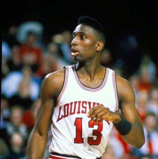UofLDOPS's tweet photo. Congrats to 2018 Outstanding Alumni winner, the Honorable @DerwinWebb (BA 92). The former @LouisvilleMBB player, now a Jeff Co Family Ct Judge, will speak at our Spring Fete celebration.
@UofLASThinker @UofLAlum @UofLEngaged @UofL
#WeAreUofL #UofLAlumni #GoCards #CourtToCourt https://t.co/le8Is3XIEw