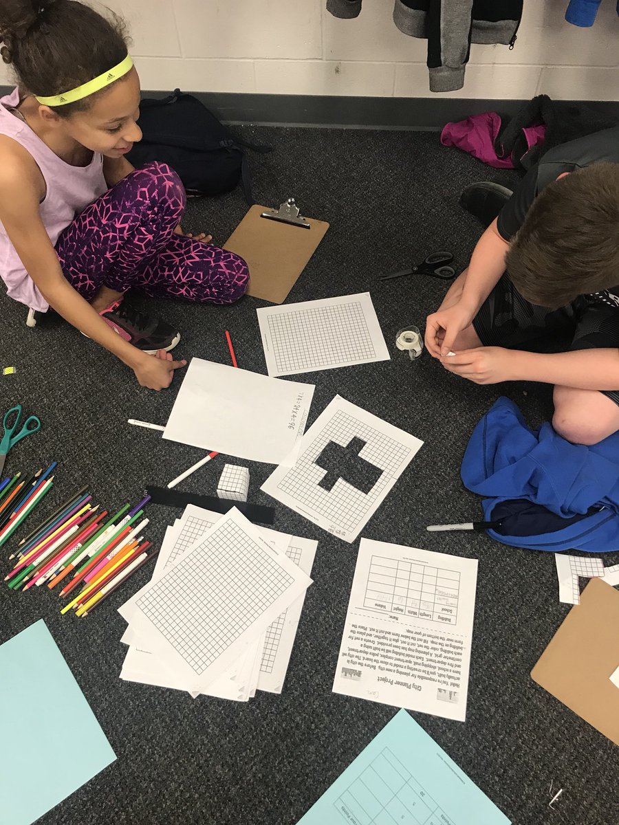 KristinHawk73's tweet photo. Exploring volume while building cities #volumecity #mathisfun @zumdardenne https://t.co/Ez4M7kIBvW