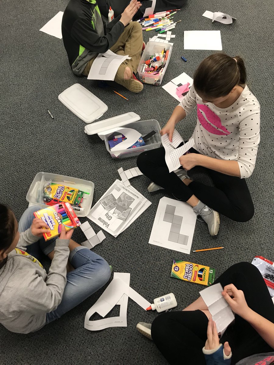 KristinHawk73's tweet photo. Exploring volume while building cities #volumecity #mathisfun @zumdardenne https://t.co/Ez4M7kIBvW
