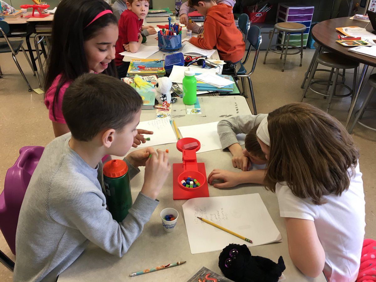 PR3AnnRizz's tweet photo. Finding mass of common classroom objects! Math minds at work.#prs50 #prs3rizzello #gcpride https://t.co/Vbhrh6leKU