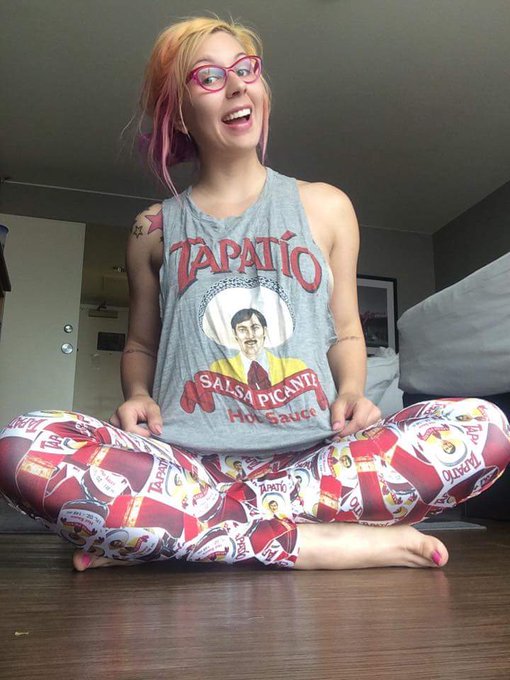 Watch Annalee Belle's leaked NSFW photo on TwXstars