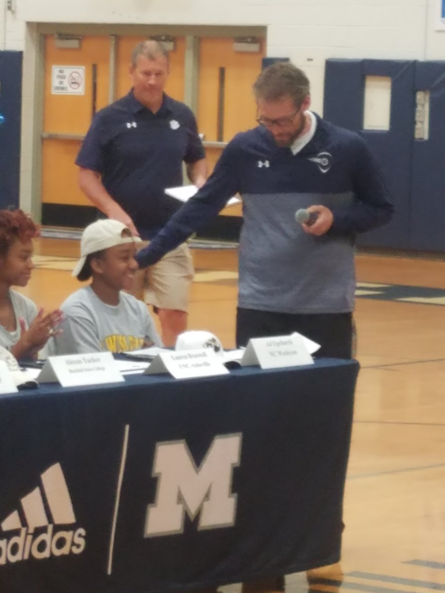 mhswomens_lax's tweet photo. We are so proud of our new commit!! Wesleyan is lucky to get such a dedicated and talented player!! Congrats AJ! #repthebrook https://t.co/I7j2NVcFNQ