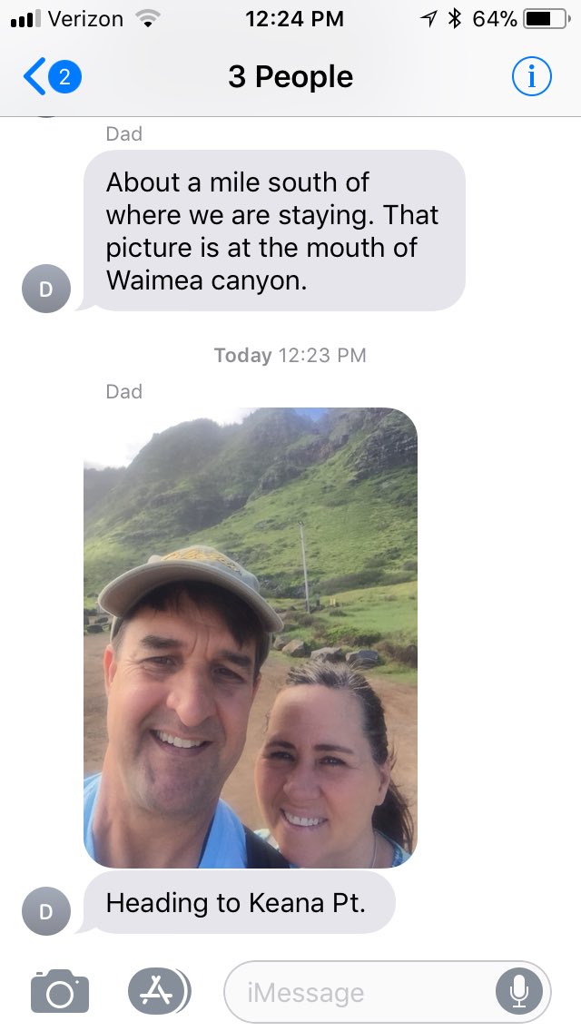BethanyThreet's tweet photo. My parents really out in paradise enjoying their prime financial situation while I’m crying over school and work and everything under it https://t.co/d4Pwaq5Dys