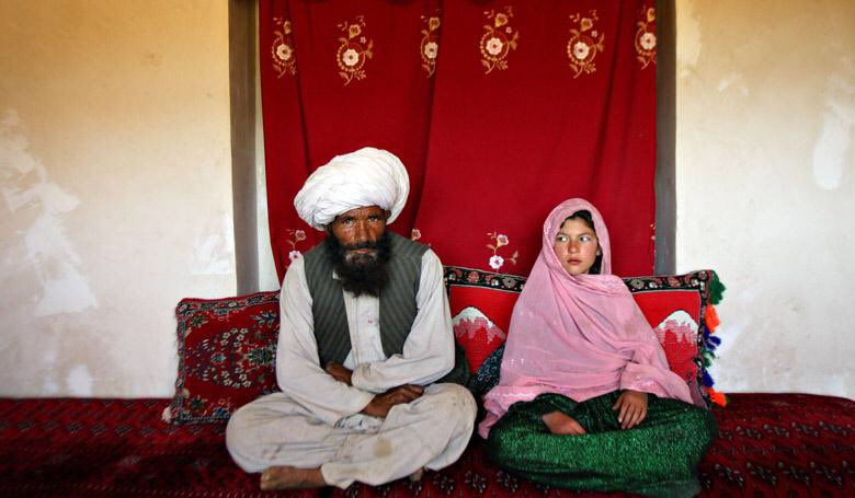 bomenmetbootsma's tweet image. Nog een paar plekjes vrij voor een logo op mijn shirt tijdens de Elfstedentocht op de fiets van 235 km in 1 dag. Met dit logo sponsor je mijn fietstocht in Malawi tegen kindhuwelijken. 

Interesse; zend u gegevens naar info@bomenmetbootsma.nl dan neem ik contact met u op.