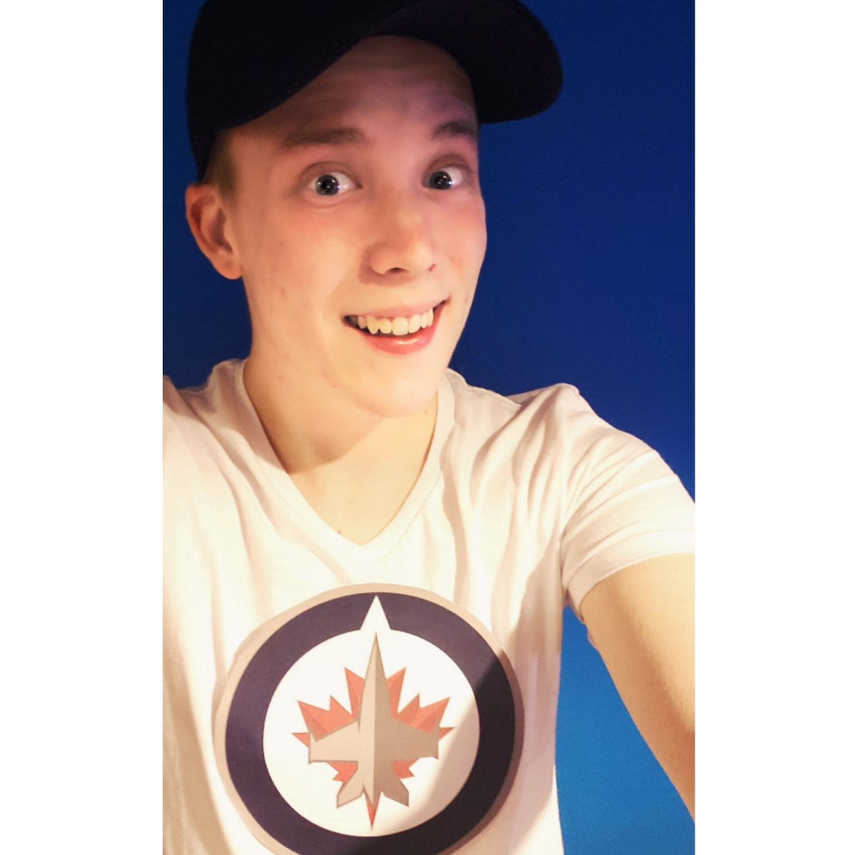 WiLDRadioLIVE's tweet photo. So, I don't have any jets merch... but I do have a white shirt, tape and a colour printer so, #GoJetsGo #WPGWhiteout. - -@DJSawchuk https://t.co/uA0zE2DGnL