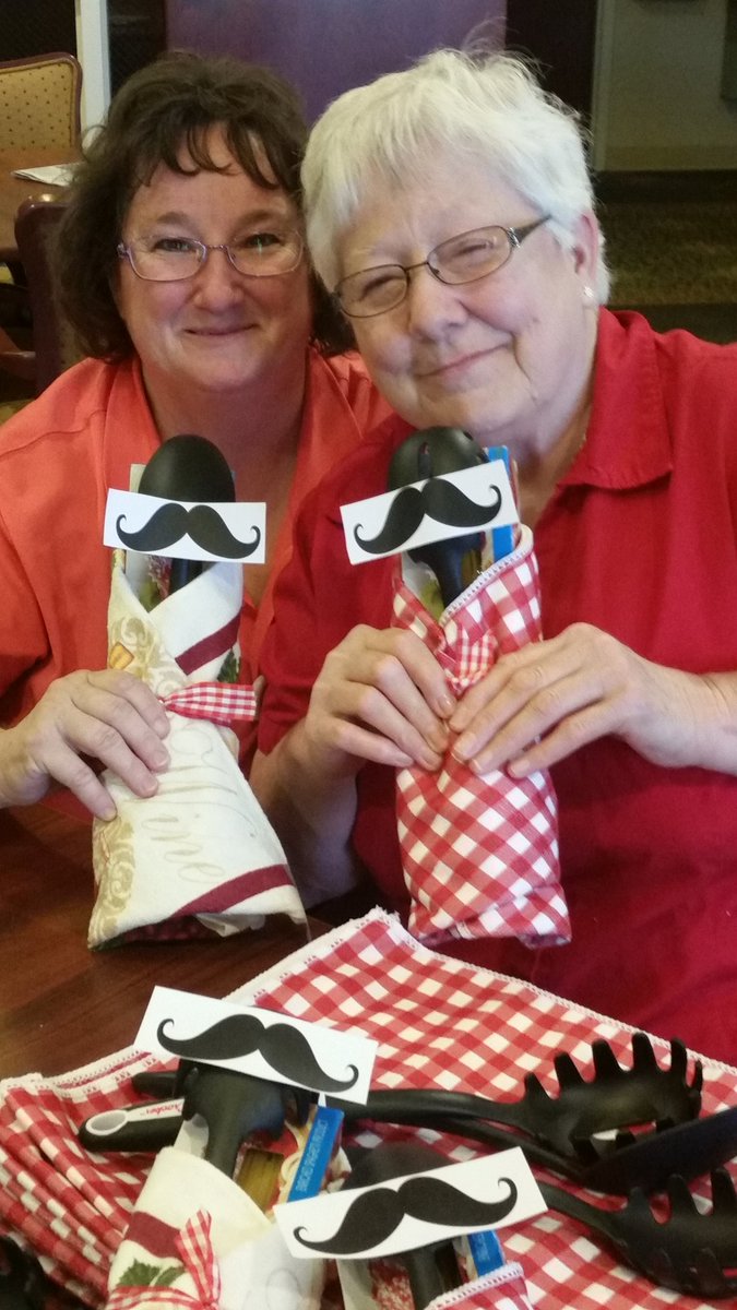 Forest_ParkHC's tweet photo. How do you say in Italian (We love our Volunteers)? We're so excited to celebrate #NationalVolunteerMonth #TrilogyLiving #InspiredLiving https://t.co/IM4Oloe7NJ