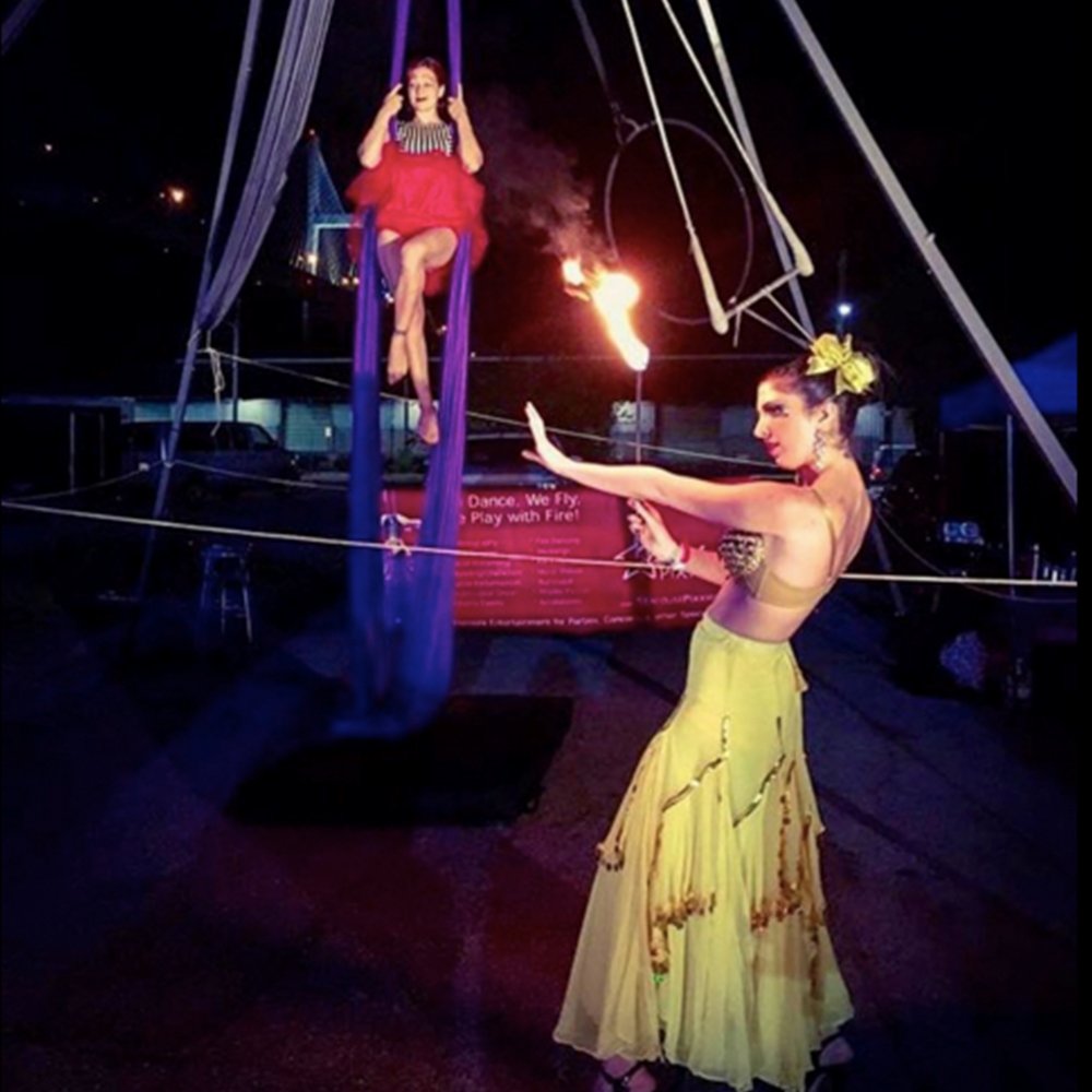 atownfest's tweet photo. Festival favorite, @TPixxies will be back again! Gracing the grounds with moving art by day and a Gesture Jam by night, this eclectic group of eccentric pixxies dance, hoop, and play with fire all while moving to the rhythm of the beat. Join us #underthebridge! https://t.co/QUsoLnrSM2