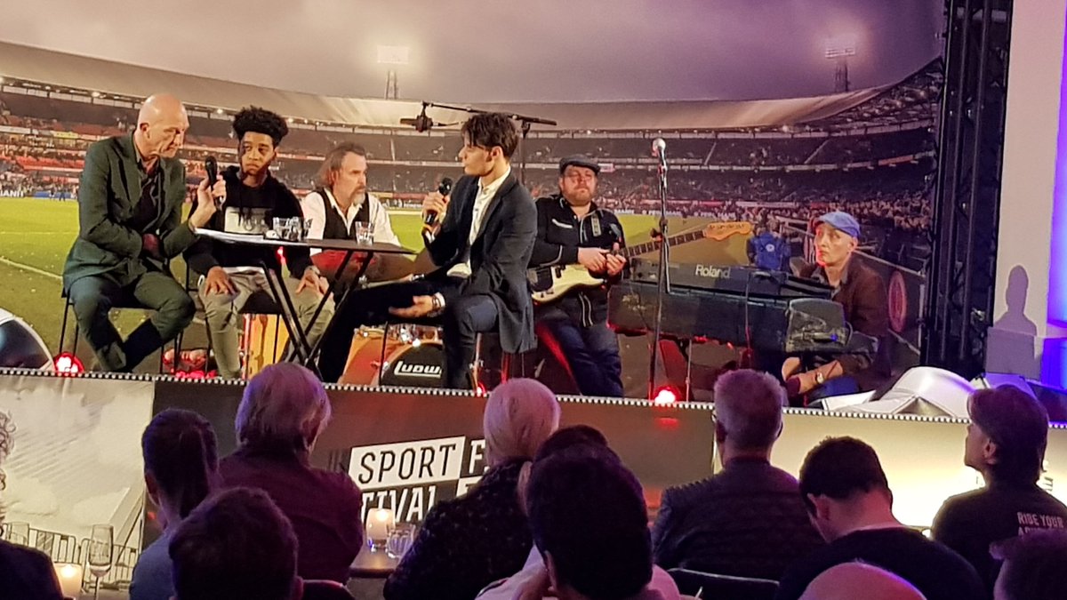 EventsIT's tweet image. Openingsavond van Sportfilmfestival in Rotterdam! Mooie nieuwe locatie.  En onze ticketing loopt weer lekker! #SFFR @LantarenVenster