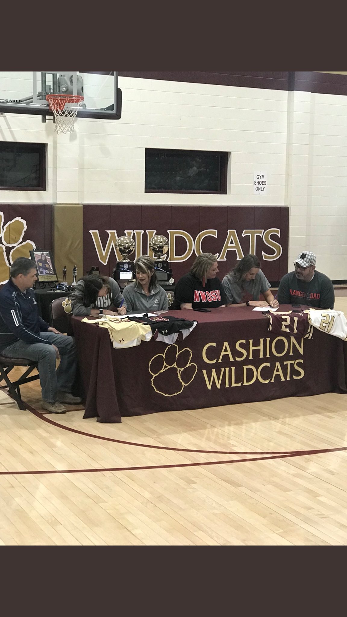 Lynn Shackelford on Twitter 