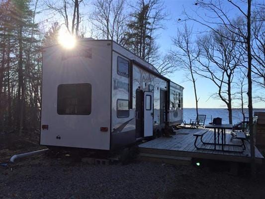 Hauling trailers for personal use or commercial use are treated very differently.  Check out our new blog to find out what you need for coverage on your trailer before you head out on the road.  buff.ly/2pYSVTo