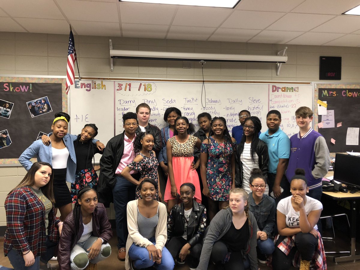 K_Clowdy's tweet image. “The Outsiders” of PGHS! Socs and Greasers all together. Who would have thought? #samesunset #theoutsiders