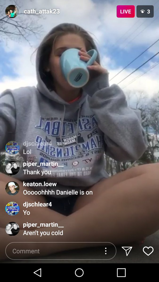 DSchlear's tweet image. Object of the game is not to drink or swallow the water "Hold on guys I need to get more water I got thirsty"

My friend is the funniest