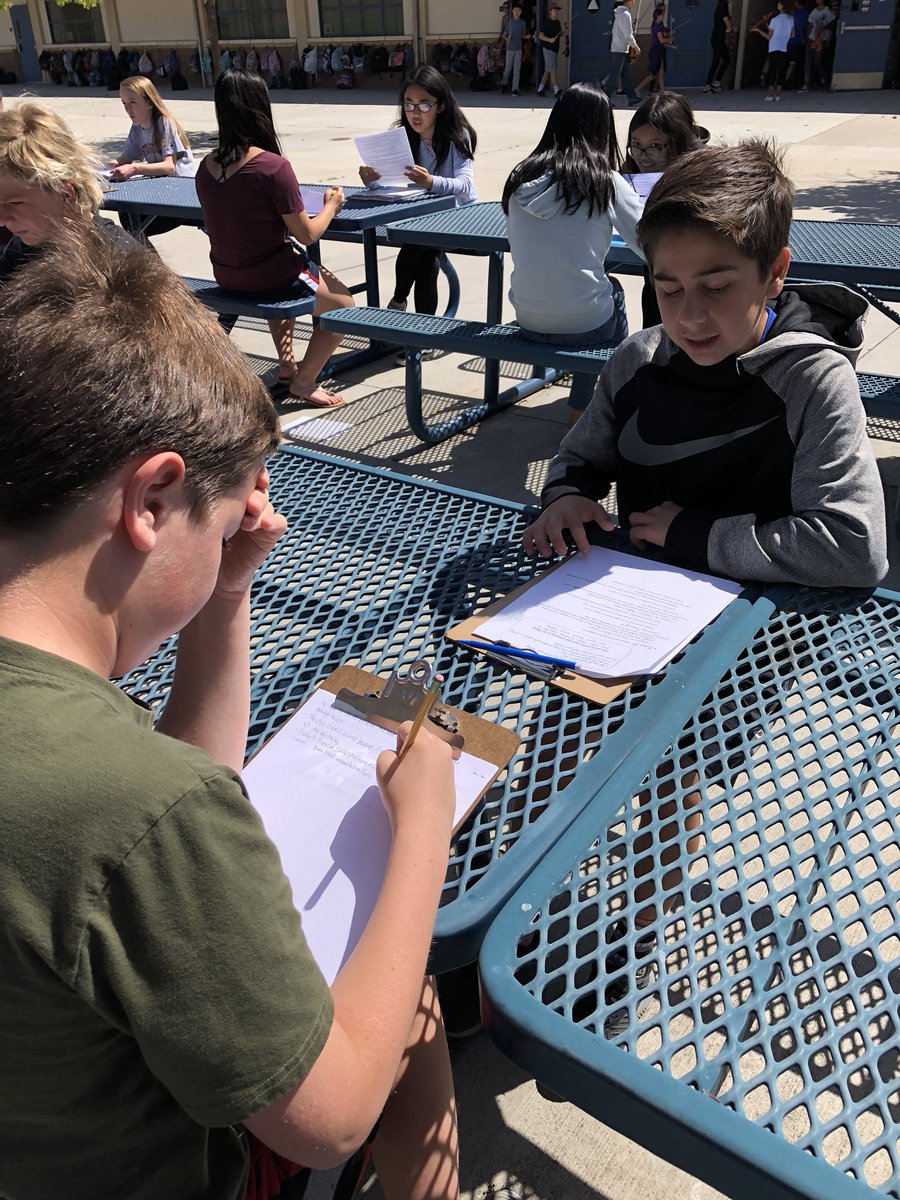 mrs_kimgarcia's tweet image. #speeddebating part 2 ♥️🗣 #PackWeAreOne #7thELA #astarryhome #homeinspace #argumentessay