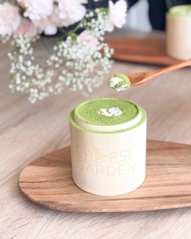 To celebrate Cheese Garden’s new store opening at Pacific Mall, they’ll bring back the popular Uji Matcha Tiramisu for a limited time. Don’t (tira)misu out, because you can get 50% off from April 13-15th starting at 2pm. #shotoniphone
.
.
🤤 Limited supp… ift.tt/2IMW7JC