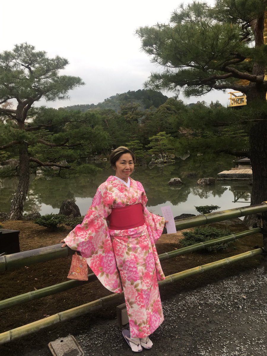 tybg4me's tweet photo. i’m so glad my mom is having fun with my aunts in Japan!!¡! she’s so cute.... i miss her 😌😢💖 https://t.co/QzwcsC93mk
