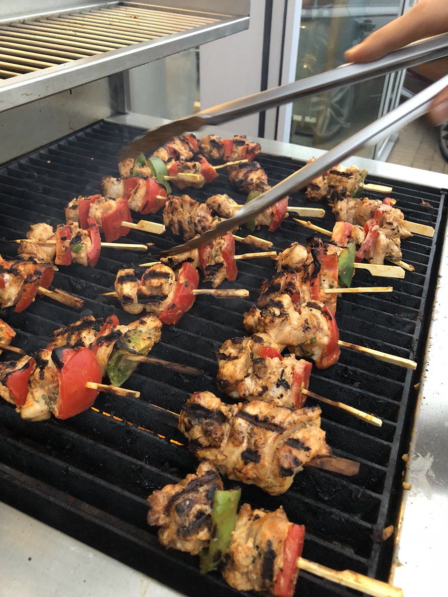 AlexandraDunca3's tweet photo. Fantastic event this evening @MonMotorsAudi #BristolAudi #bhangradrummers @walterrose1847 #butcherydemo @HariGhotra #indiandemo @synergygrill #grilling great cars too! https://t.co/Mpv0jwfESG
