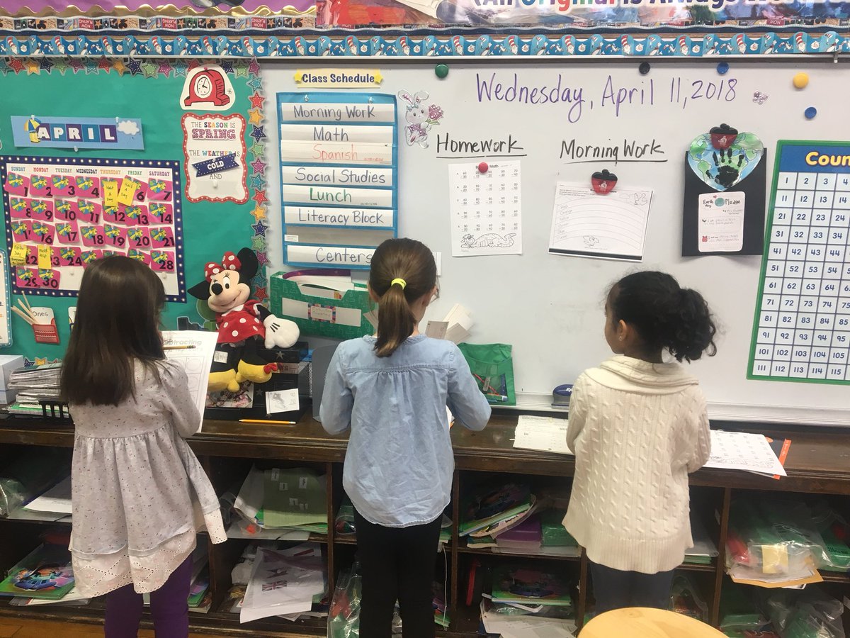 Mrs__Guzman's tweet image. Reviewing for our Math test with a fun scavenger hunt around the classroom #WeeHunt #WeeLoveMath