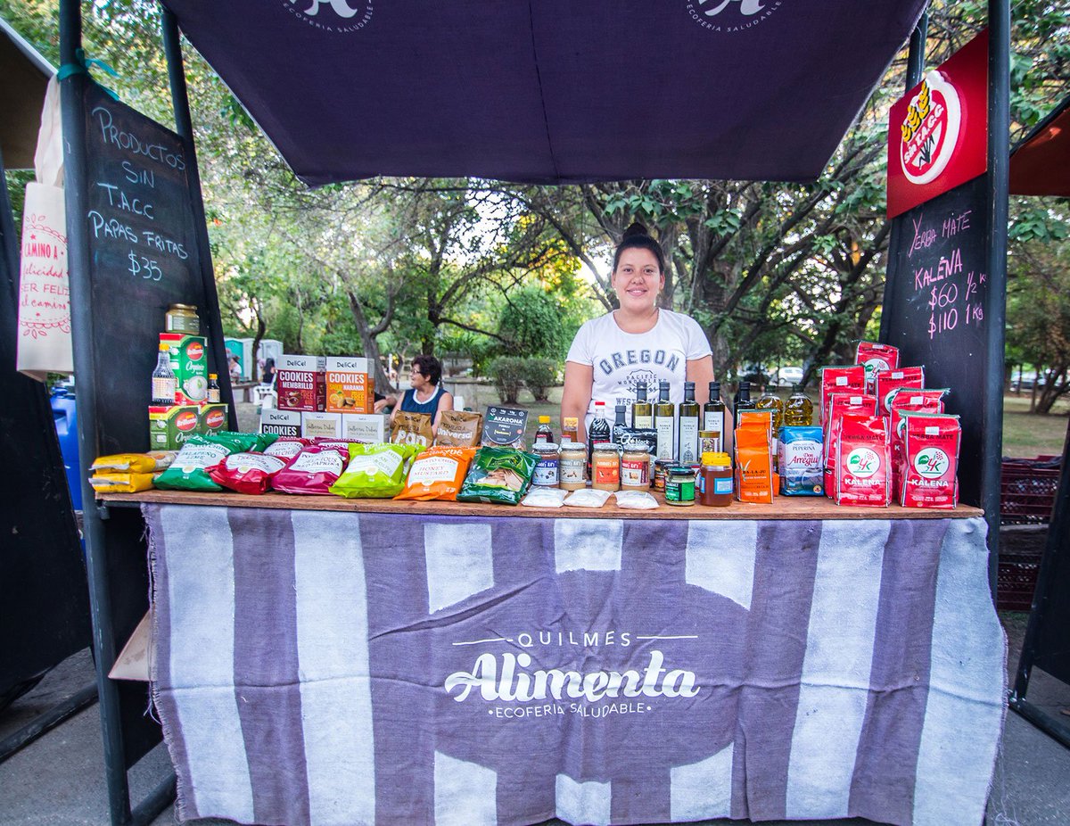 QuilmesMuni's tweet photo. Este finde llega Alimenta - Ecoferia Saludable al Club Náutico en la Ribera de #Quilmes! Acercate a disfrutar con tu familia y amigos 🍴⚽🎼
🗓 Sábado 14 y domingo 15 de abril
📍 Marinero López y Alsina - Club Náutico
⏰ 11.00 a 18.00

¡Te esperamos!
#QuilmesConVos https://t.co/YW4qSWqIDy