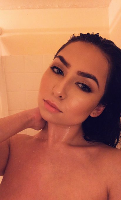 🧖🏽&zwj;♀️✨ https://t.co/PSNIWYdSkX