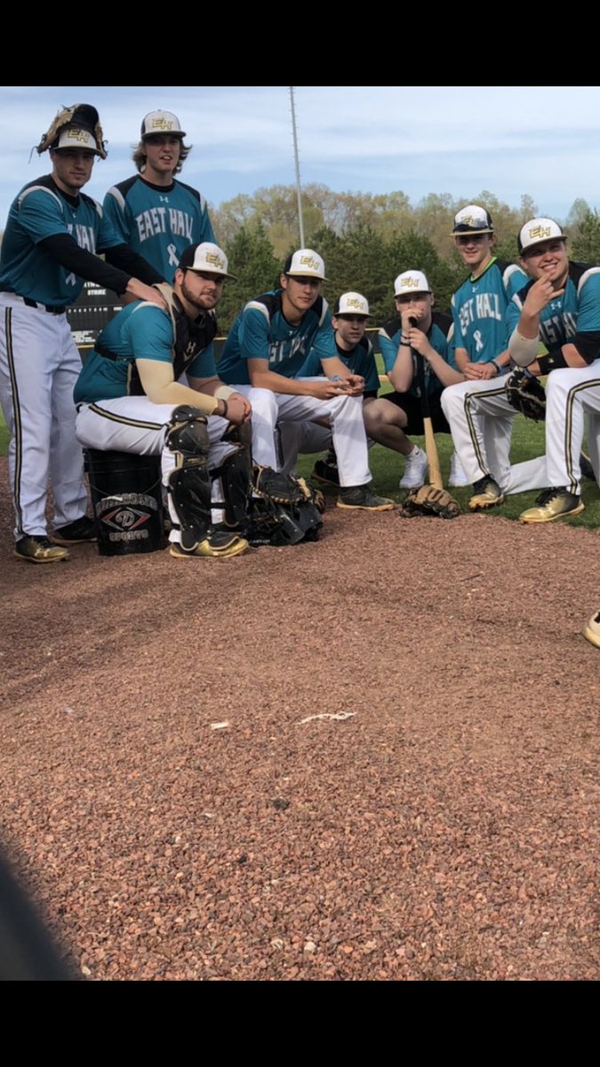 EastHallBaseba1's tweet photo. The boys https://t.co/4KYPagZ0gH