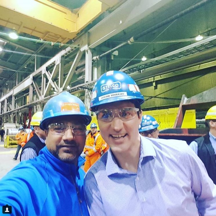 #rrimstransport <a href="/JustinTrudeau/">Justin Trudeau</a> supporting the Ontario steel industry with our driver Kulwinder Rana.