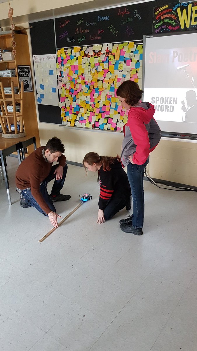 l_felhaber's tweet image. That time @rypsmith came to help do some planning after school and your students grab him to help with their coding project well after the bell at the end of the day. @PineglenPS #TLDSBlearns #TLDSBcode #coding #code  #StudentEngagement