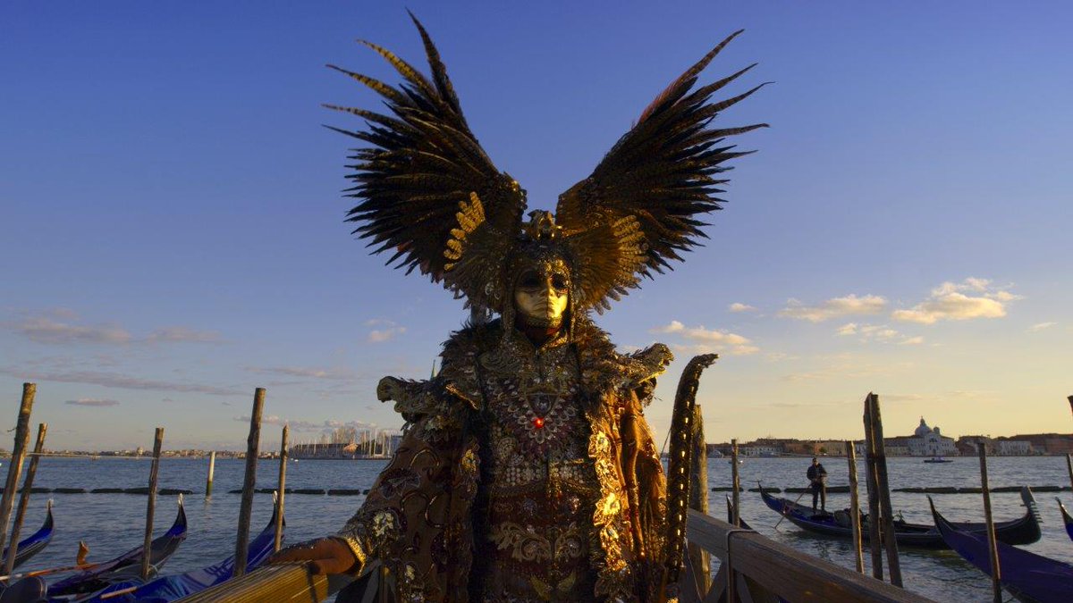 Sony Professional | US & Canada (@sonyprousa) on Twitter photo WATCH: Go behind-the-scenes of <a href="/peterhchang/">Peter H. Chang</a>'s shoot in Venice, Italy, using Sony's VENICE 6K CineAlta motion picture camera bit.ly/2HgL0LM cc @Cooke_Optics @CWSonderoptic WATCH: Go behind-the-scenes of <a href="/peterhchang/">Peter H. Chang</a>'s shoot in Venice, Italy, using Sony's VENICE 6K CineAlta motion picture camera bit.ly/2HgL0LM cc @Cooke_Optics @CWSonderoptic