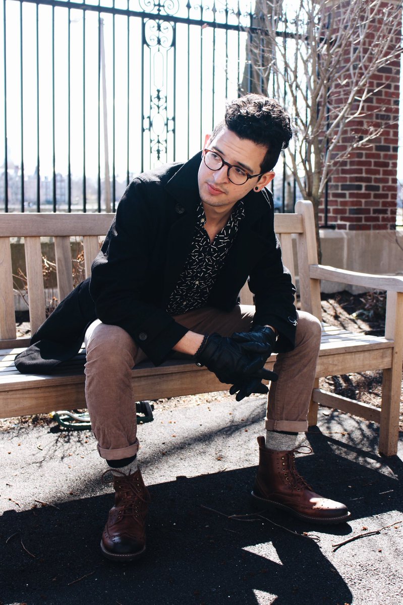 21 Days of Crimson

Day 20: David Grant, Film Director 
“When people talk about ‘camera presence’, it's usually because they're affected by an energy and vigor through the screen. That's exactly what 21CC brings to the table through their performances, their music.....”