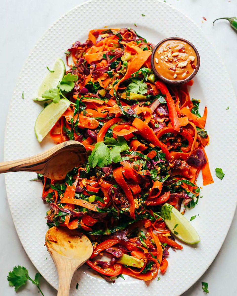 minimalistbaker's tweet photo. How's your week going, friends? Have you tried this INCREDIBLE Noodle-Free Pad Thai? Just 30 minutes required, entirely plant-based, and SO delicious! So easy, it'll make itself..almost 😉 https://t.co/8wvRsIHJjK #plantbased #glutenfree #dinner https://t.co/JT0qeB4eTu
