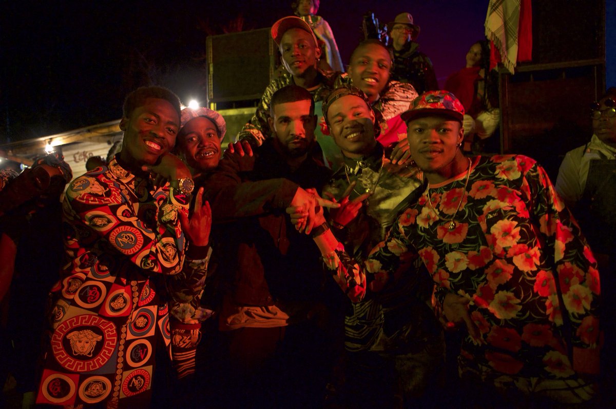 MaterialDonDada's tweet photo. @Drake with @material_cult #UltimateHouseParty #OnceDance #Views . https://t.co/42DhWgl1Lg