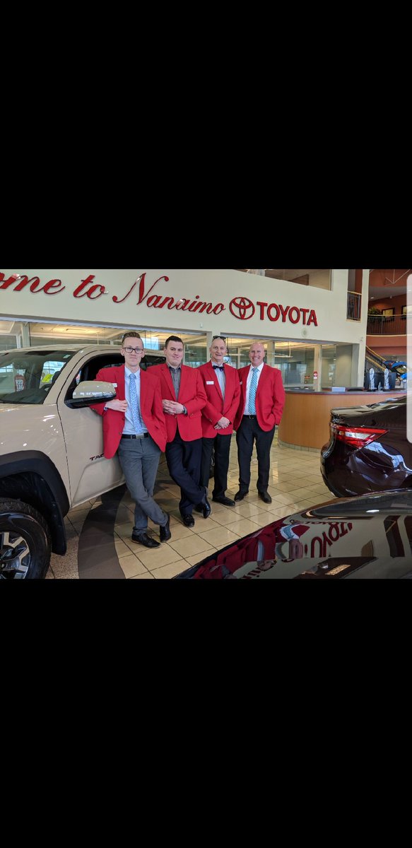 RED TAG, RED SWAG, &amp; DISCOUNTS FOR DAYS! 😎

You won't be able to lose your Product Advisor when you visit #Nanaimo #Toyota during #RedTagDays! 👍

#ToyotaBC #LetsGoPlaces