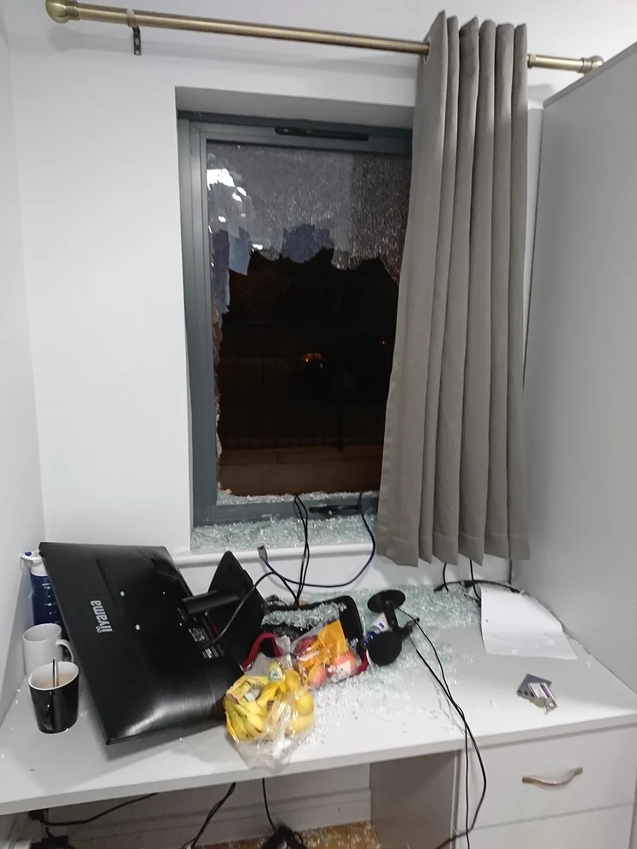 これは怖すぎる！買い物に行ってる間にノートPCとPS4が盗まれる！